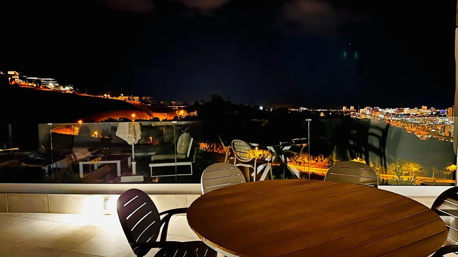 Villa Margarita Ocean View 아데제 0*,  스페인
