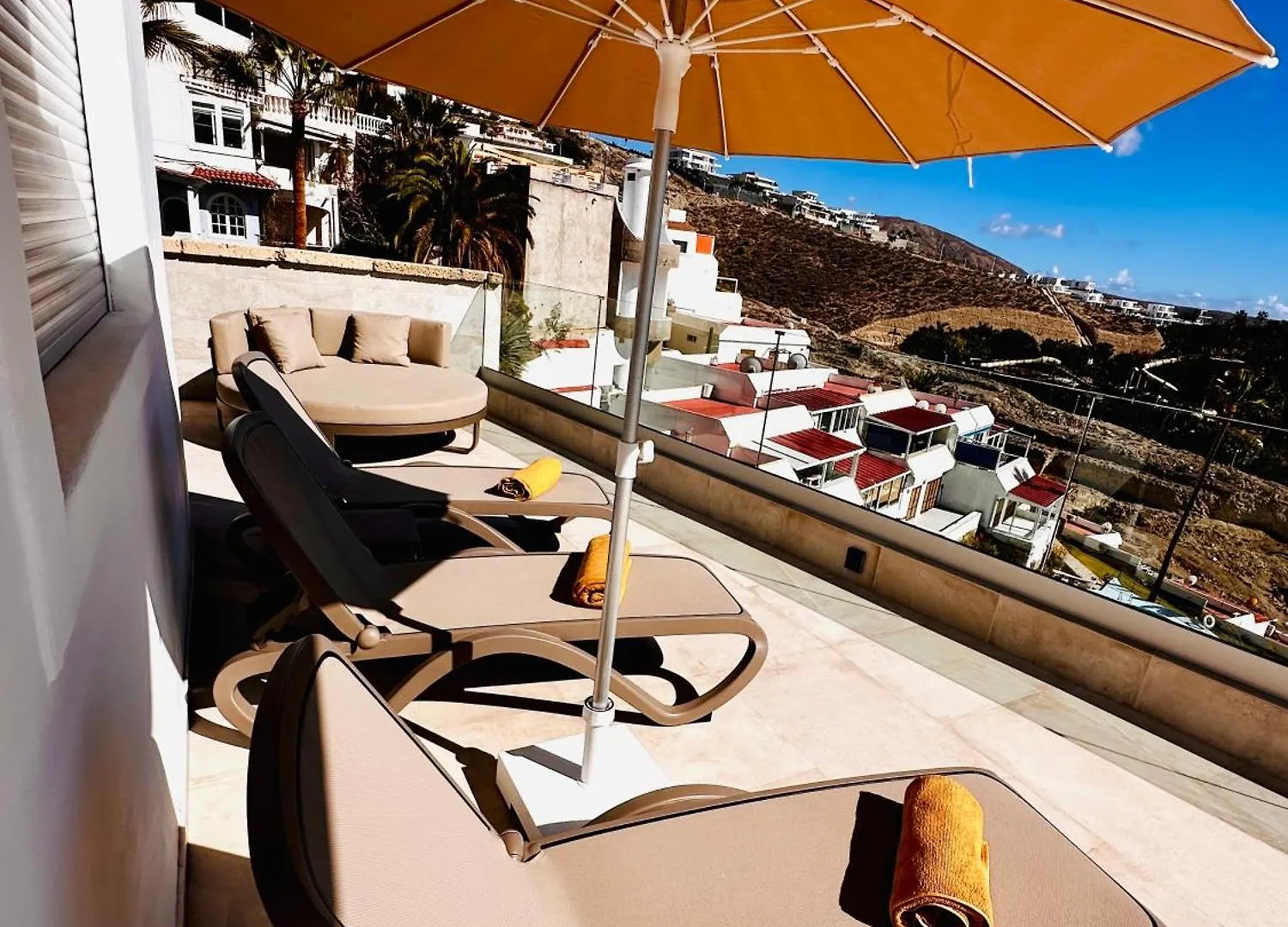 Villa Margarita Ocean View 아데제
